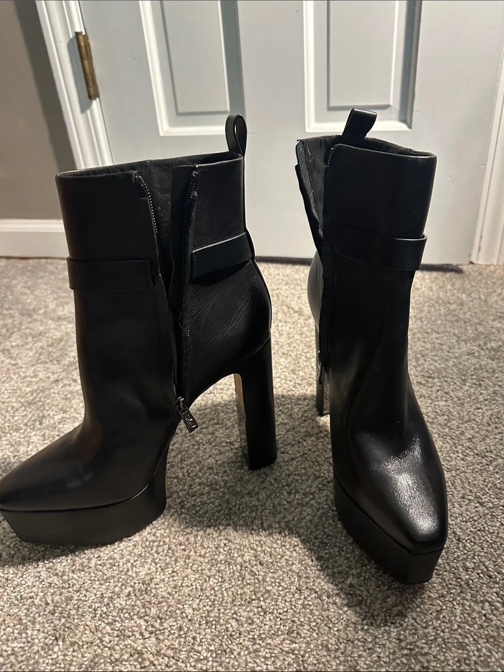 DKNY Black Platform Ankle Boots High Platform Heel and Buckle Strap - NEW